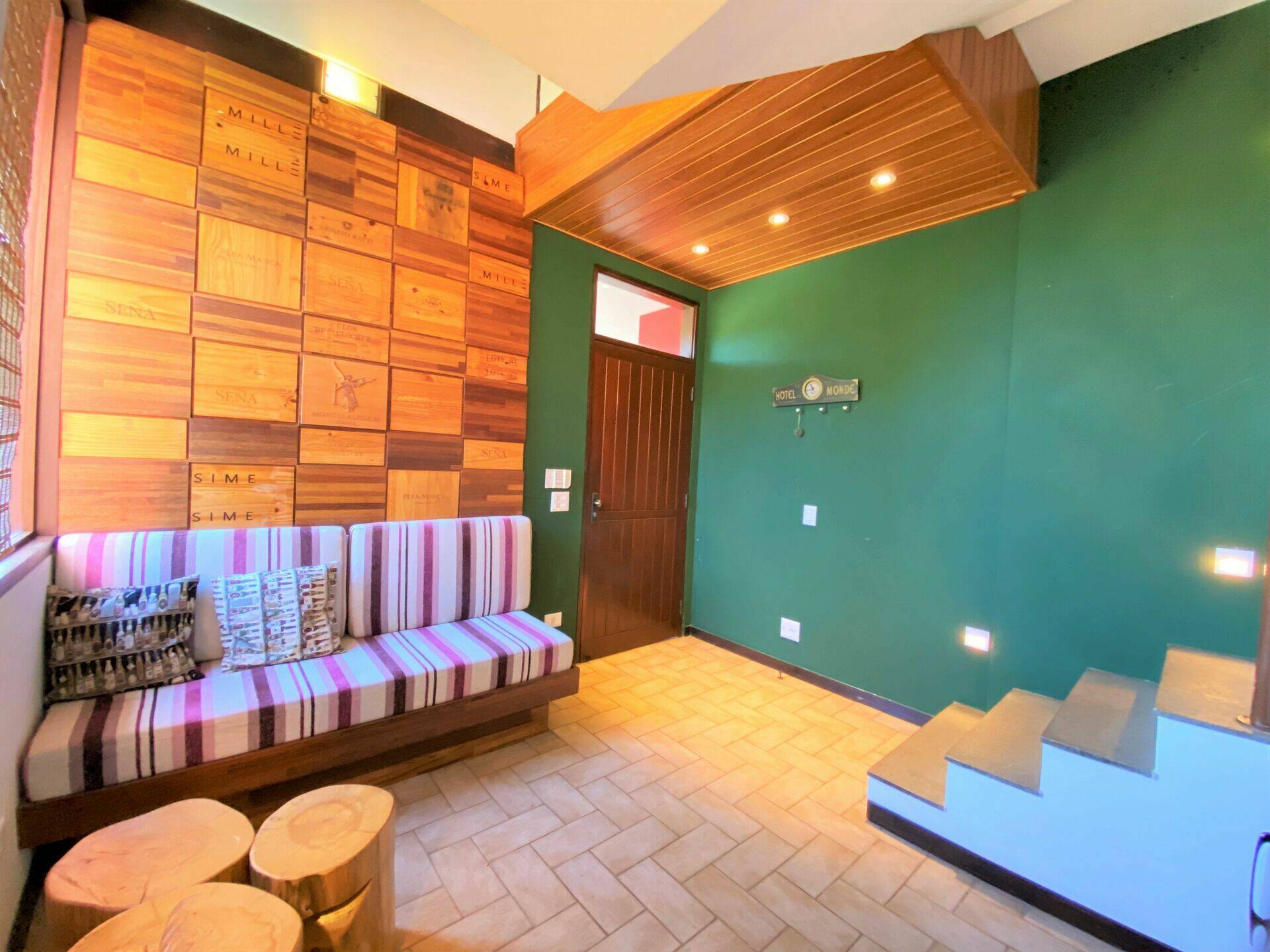 Casa de Condomínio à venda e aluguel com 4 quartos, 500m² - Foto 4