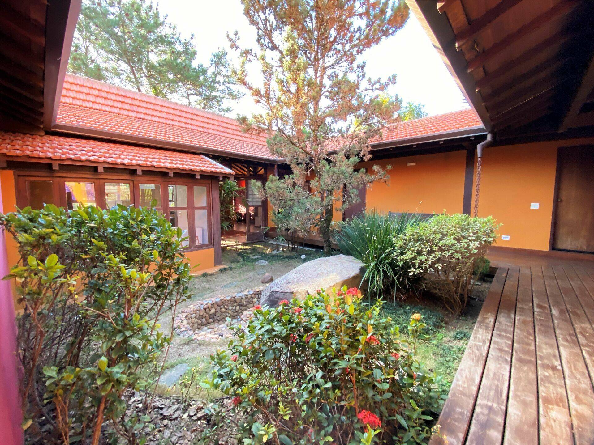 Casa de Condomínio à venda e aluguel com 4 quartos, 500m² - Foto 39