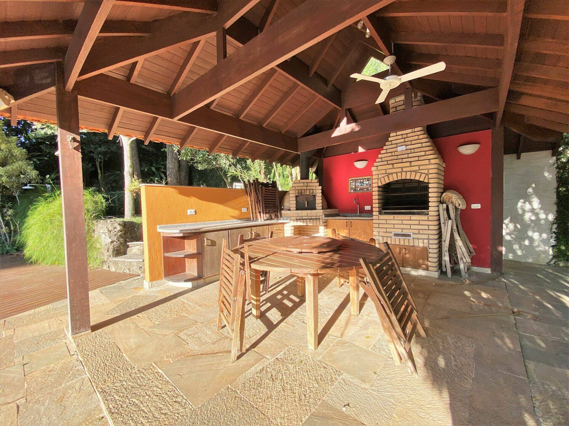 Casa de Condomínio à venda e aluguel com 4 quartos, 500m² - Foto 47