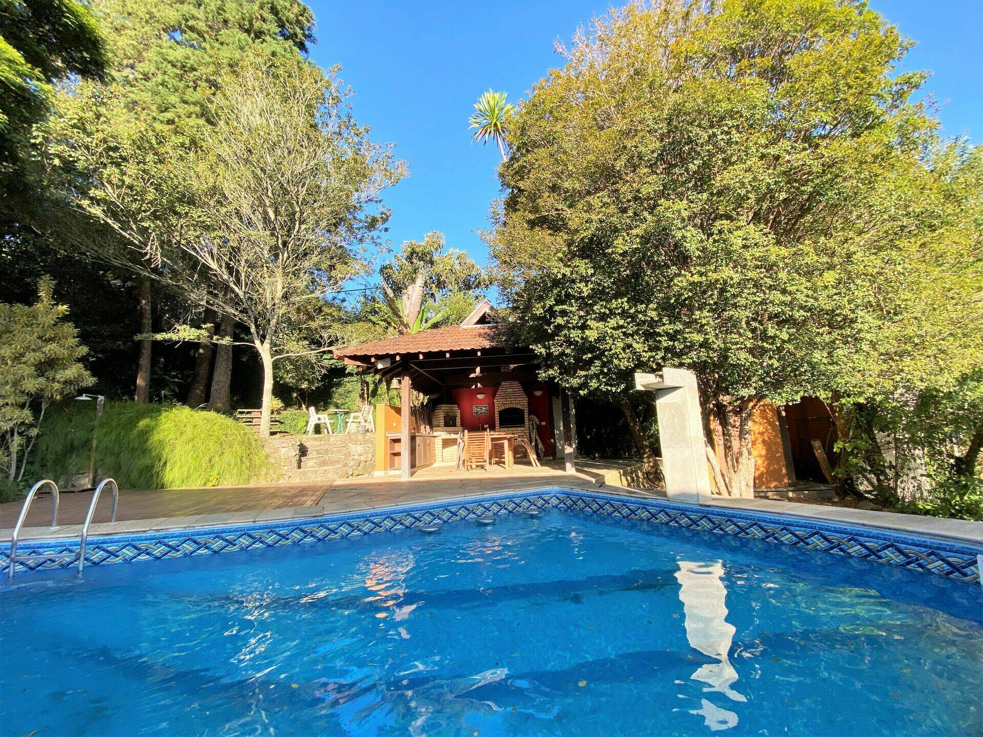 Casa de Condomínio à venda e aluguel com 4 quartos, 500m² - Foto 48