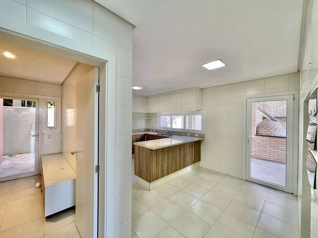 Casa à venda e aluguel com 4 quartos, 490m² - Foto 23
