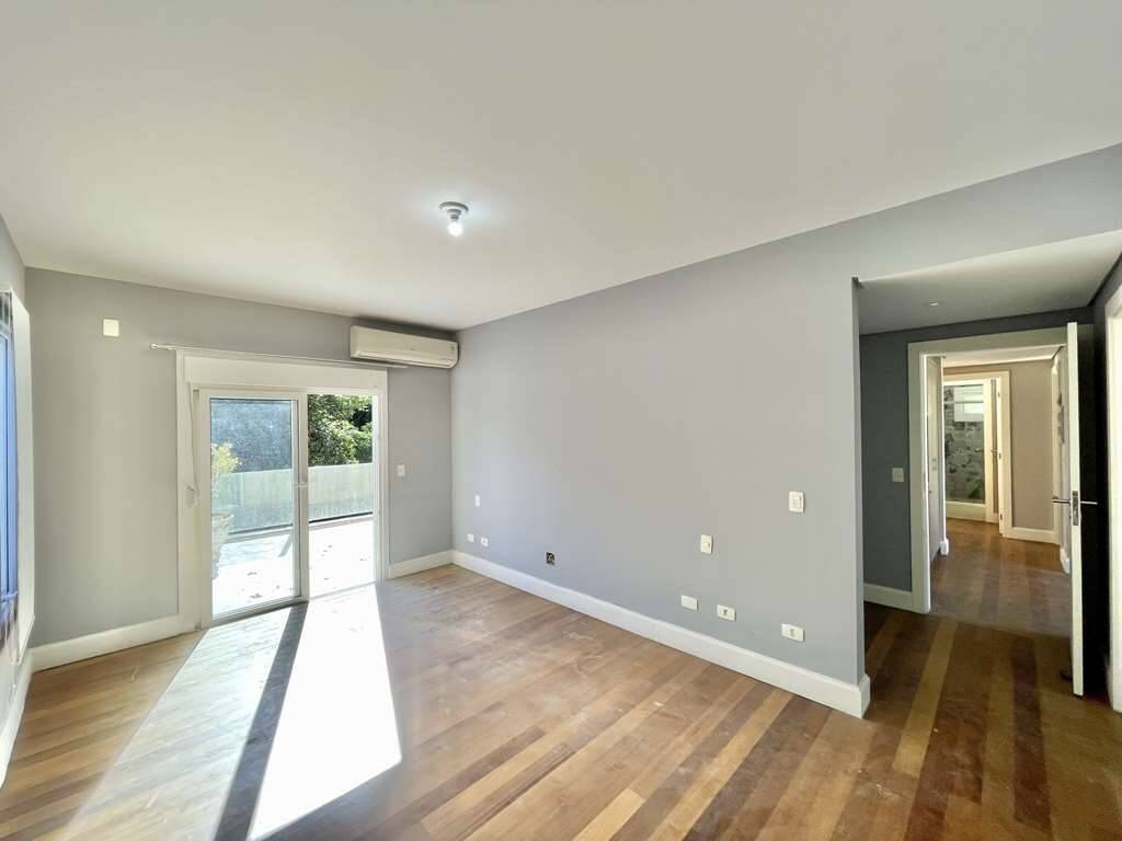 Casa à venda e aluguel com 4 quartos, 490m² - Foto 32