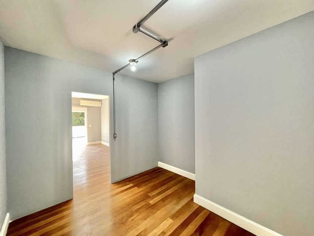 Casa à venda e aluguel com 4 quartos, 490m² - Foto 33