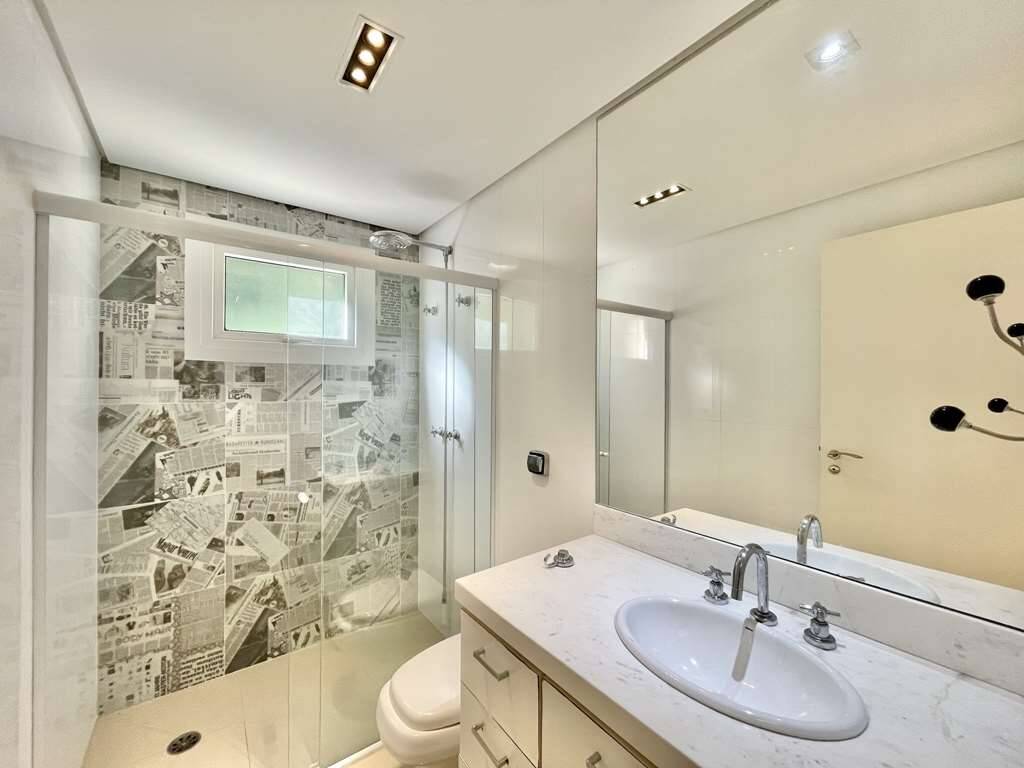 Casa à venda e aluguel com 4 quartos, 490m² - Foto 42