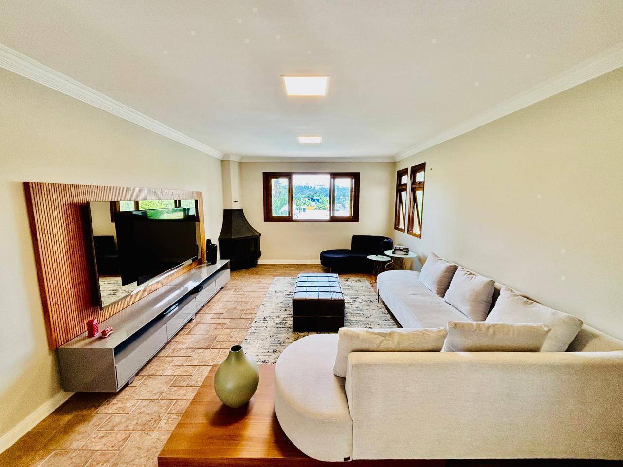 Casa à venda e aluguel com 4 quartos, 520m² - Foto 8