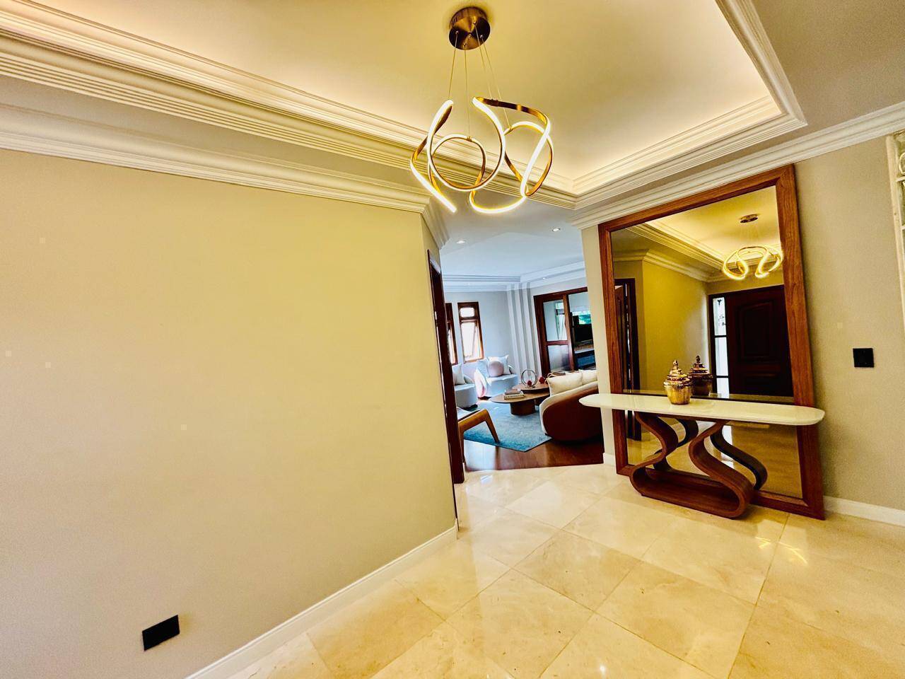 Casa à venda e aluguel com 4 quartos, 520m² - Foto 5