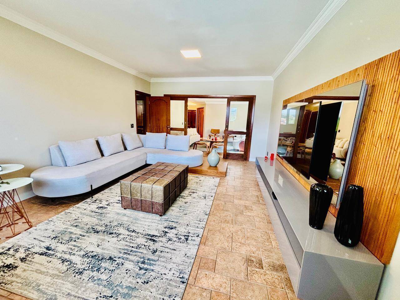 Casa à venda e aluguel com 4 quartos, 520m² - Foto 10
