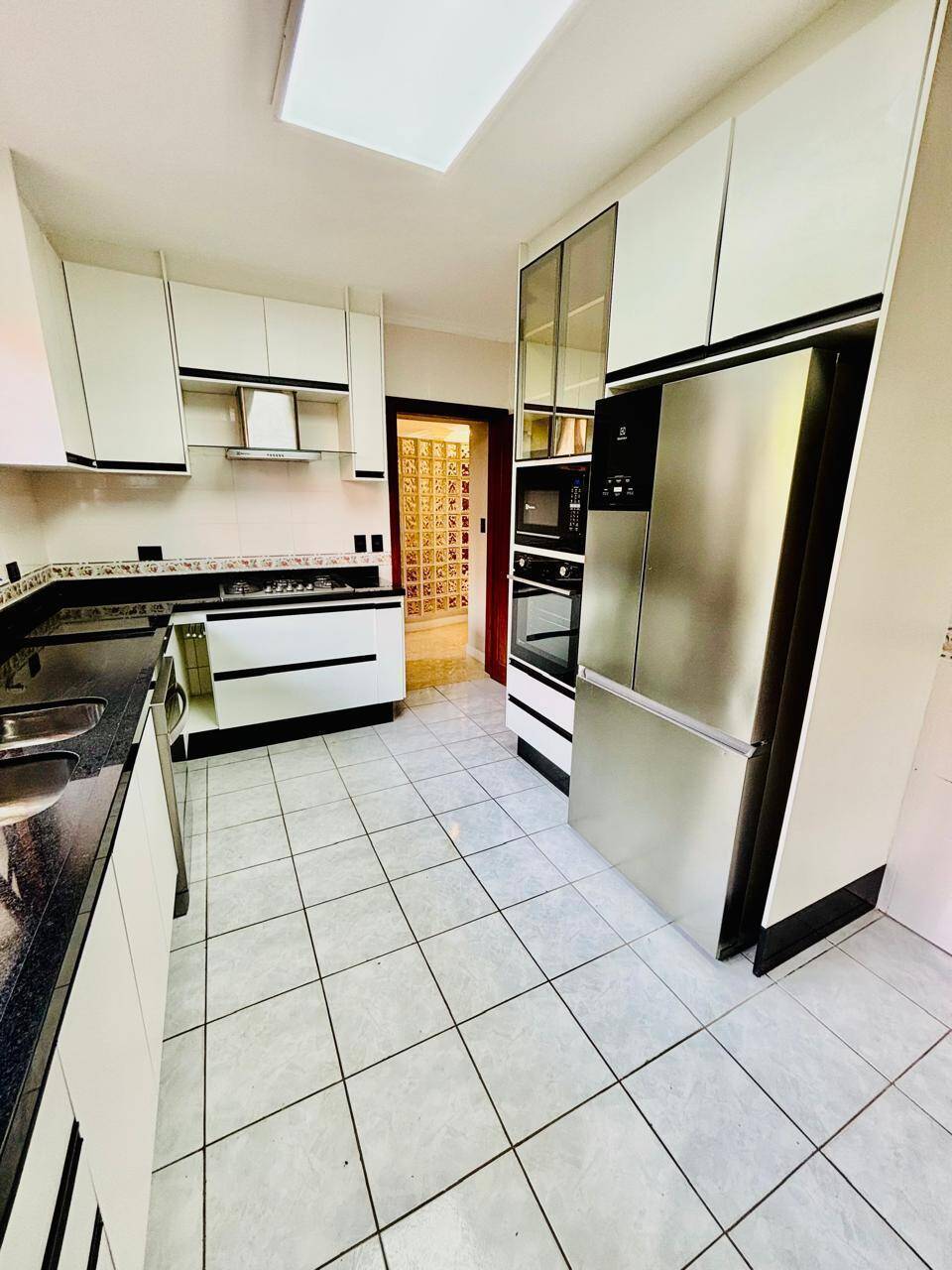 Casa à venda e aluguel com 4 quartos, 520m² - Foto 15