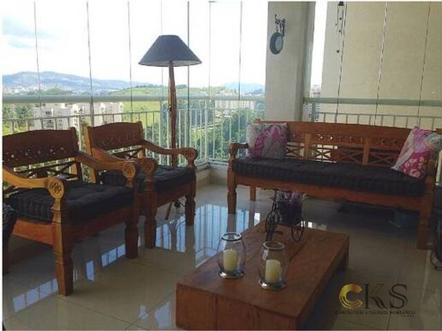 Apartamento para Venda em Santana de Parnaíba - 2