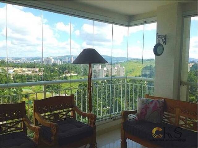 Apartamento para Venda em Santana de Parnaíba - 4