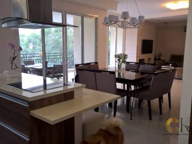 Apartamento para Venda em Santana de Parnaíba - 2