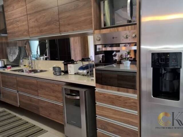 Apartamento para Venda em Santana de Parnaíba - 5