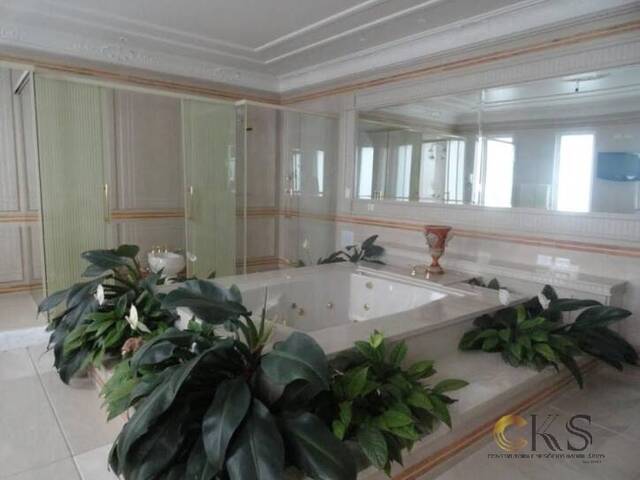 Casa em condomínio para Venda em Santana de Parnaíba - 2