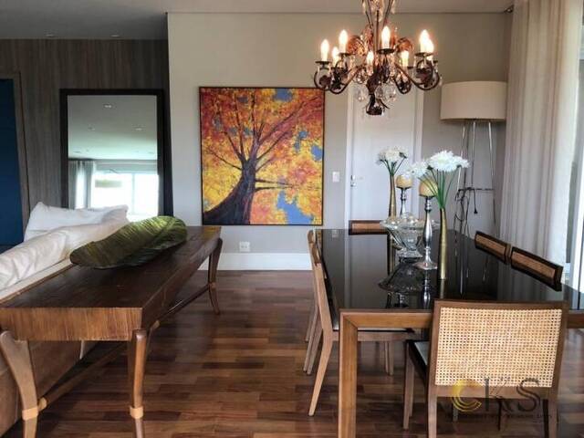 Apartamento para Venda em Santana de Parnaíba - 4