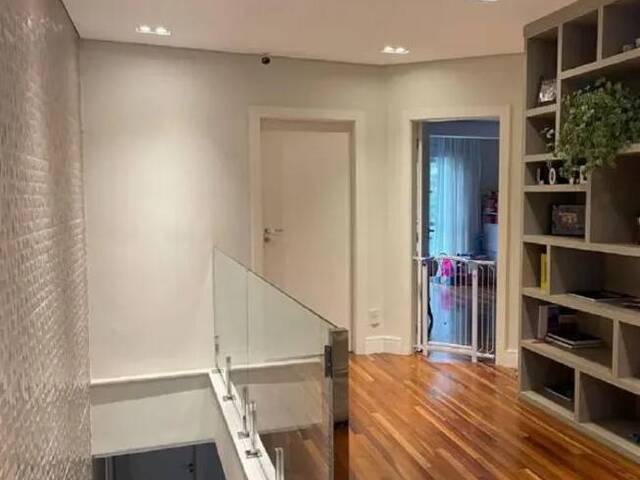 Casa para Venda em Santana de Parnaíba - 2