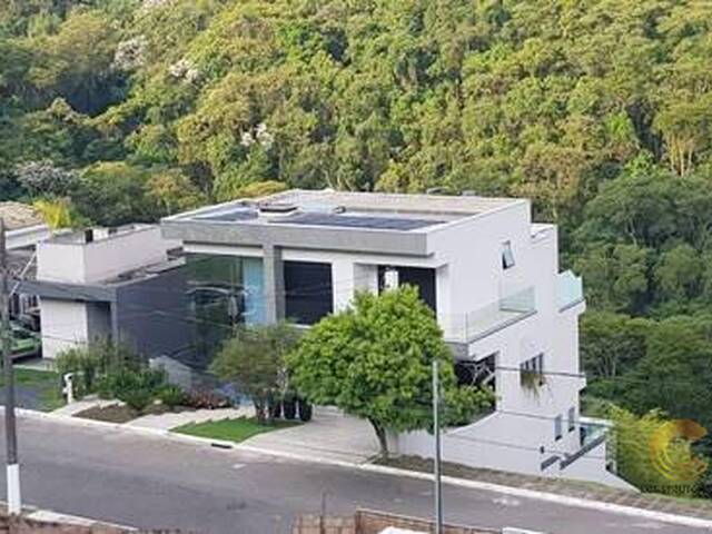 #1387 - Casa para Venda em Santana de Parnaíba - SP