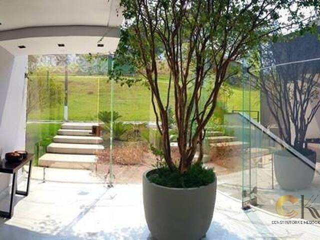 Casa para Venda em Santana de Parnaíba - 4