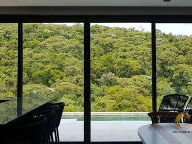 Casa para Venda em Santana de Parnaíba - 5