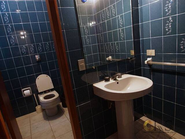 Casa para Venda em Santana de Parnaíba - 2