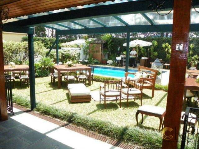 #1396 - Casa para Venda em Santana de Parnaíba - SP