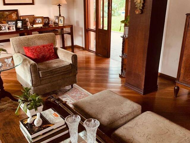 Casa para Venda em Santana de Parnaíba - 4