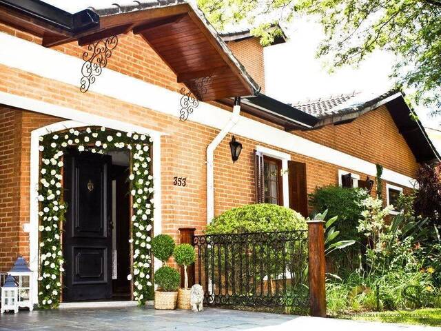 Casa para Venda em Santana de Parnaíba - 2