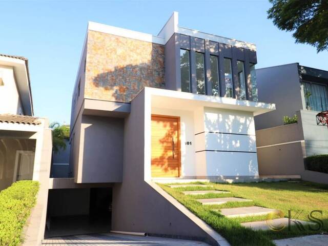 #1403 - Casa para Venda em Santana de Parnaíba - SP