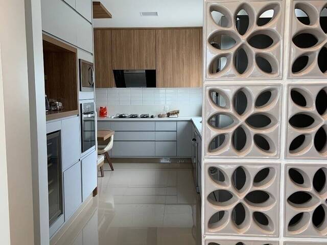 Apartamento para Venda em Santana de Parnaíba - 3