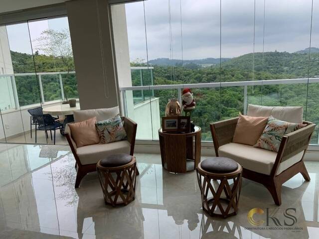 Apartamento para Venda em Santana de Parnaíba - 2
