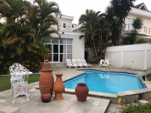 Casa para Venda em Santana de Parnaíba - 3