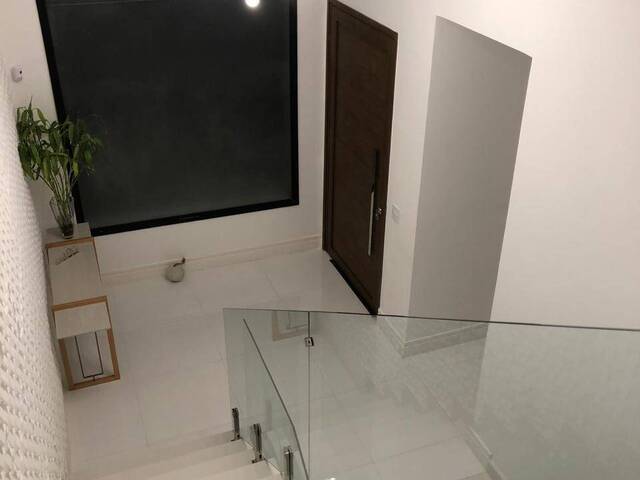 Casa para Venda em Santana de Parnaíba - 2