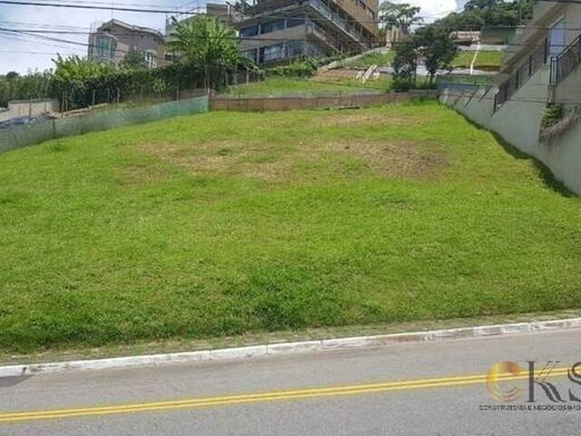 Área para Venda em Santana de Parnaíba - 2