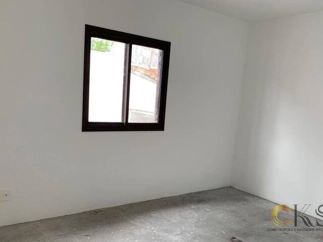 Casa para Venda em Santana de Parnaíba - 2