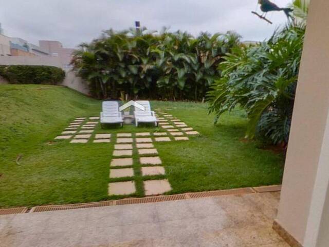 Casa para Venda em Santana de Parnaíba - 2
