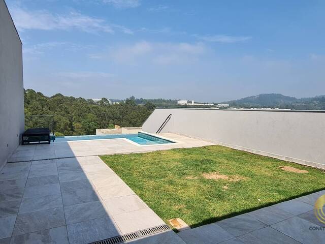 Casa para Venda em Santana de Parnaíba - 4