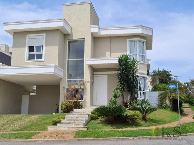 Casa para Venda em Santana de Parnaíba - 2