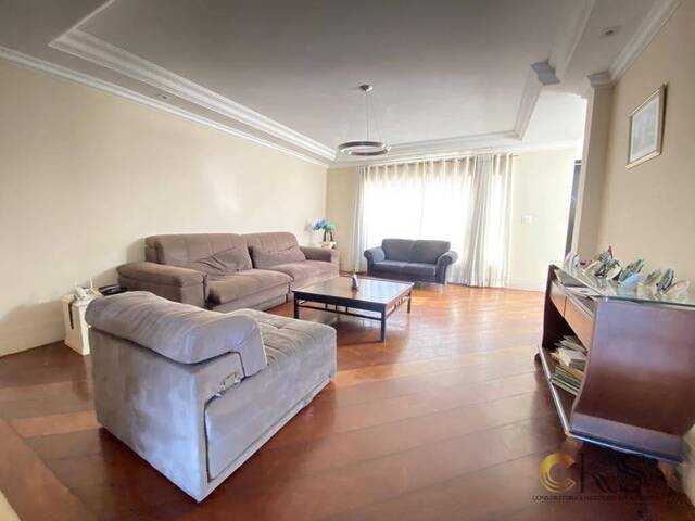 Casa para Venda em Santana de Parnaíba - 5