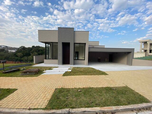 #1655 - Casa para Venda em Santana de Parnaíba - SP