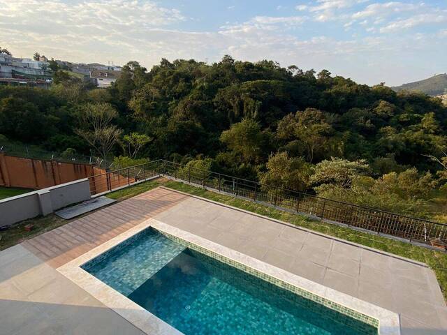 #1655 - Casa para Venda em Santana de Parnaíba - SP