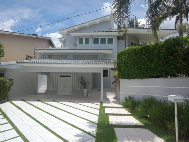 #1669 - Casa para Venda em Santana de Parnaíba - SP