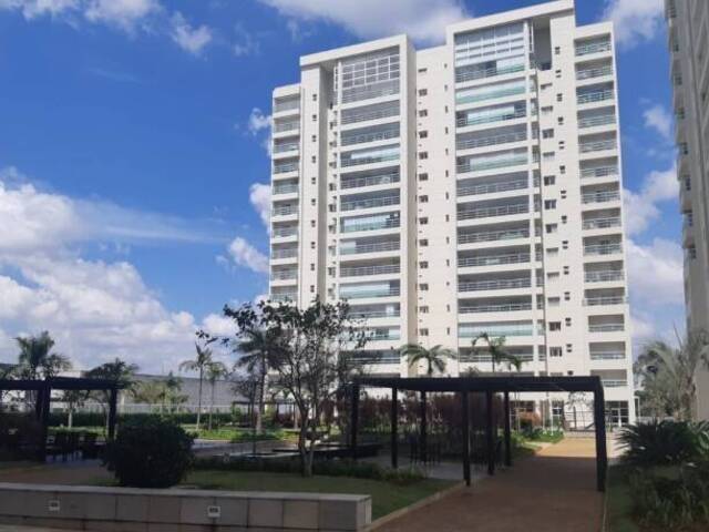 #1673 - Apartamento para Venda em Santana de Parnaíba - SP