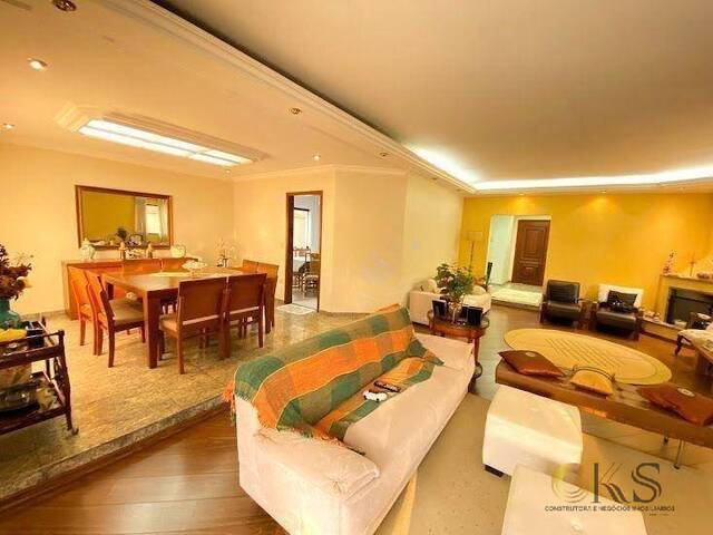 Casa para Venda em Santana de Parnaíba - 2