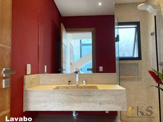 Casa para Venda em Santana de Parnaíba - 2