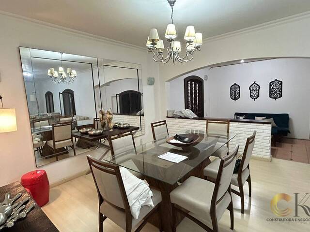 Casa para Venda em Santana de Parnaíba - 4