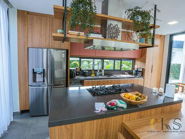 Casa para Venda em Santana de Parnaíba - 4