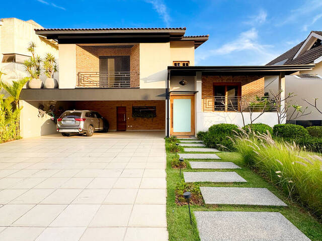 #1780 - Casa para Venda em Santana de Parnaíba - SP