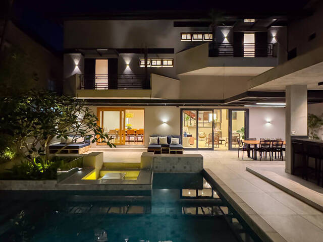 Casa para Venda em Santana de Parnaíba - 3
