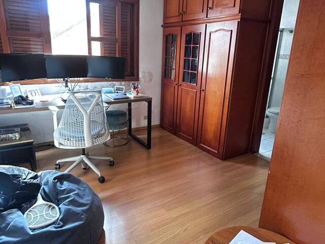 Casa para Venda em Santana de Parnaíba - 2