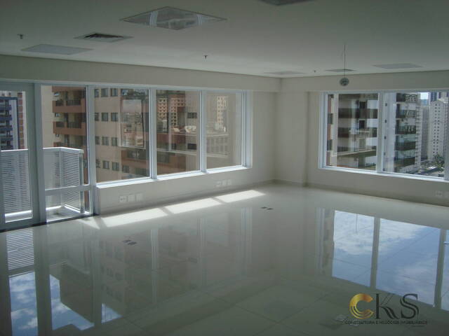 Sala para Venda em Barueri - 5
