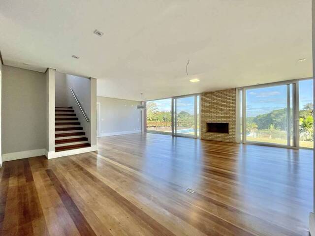 #1813 - Casa para Venda em Carapicuíba - SP